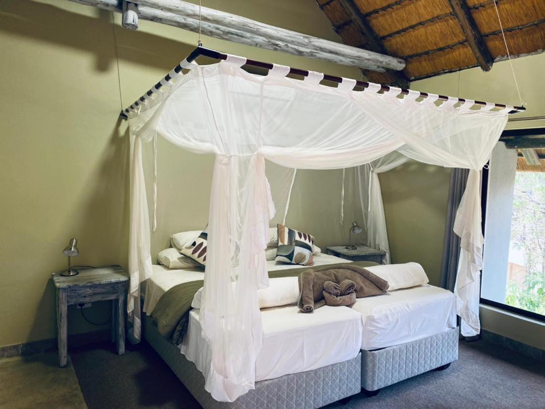 Shametu River Lodge Divundu Extérieur photo