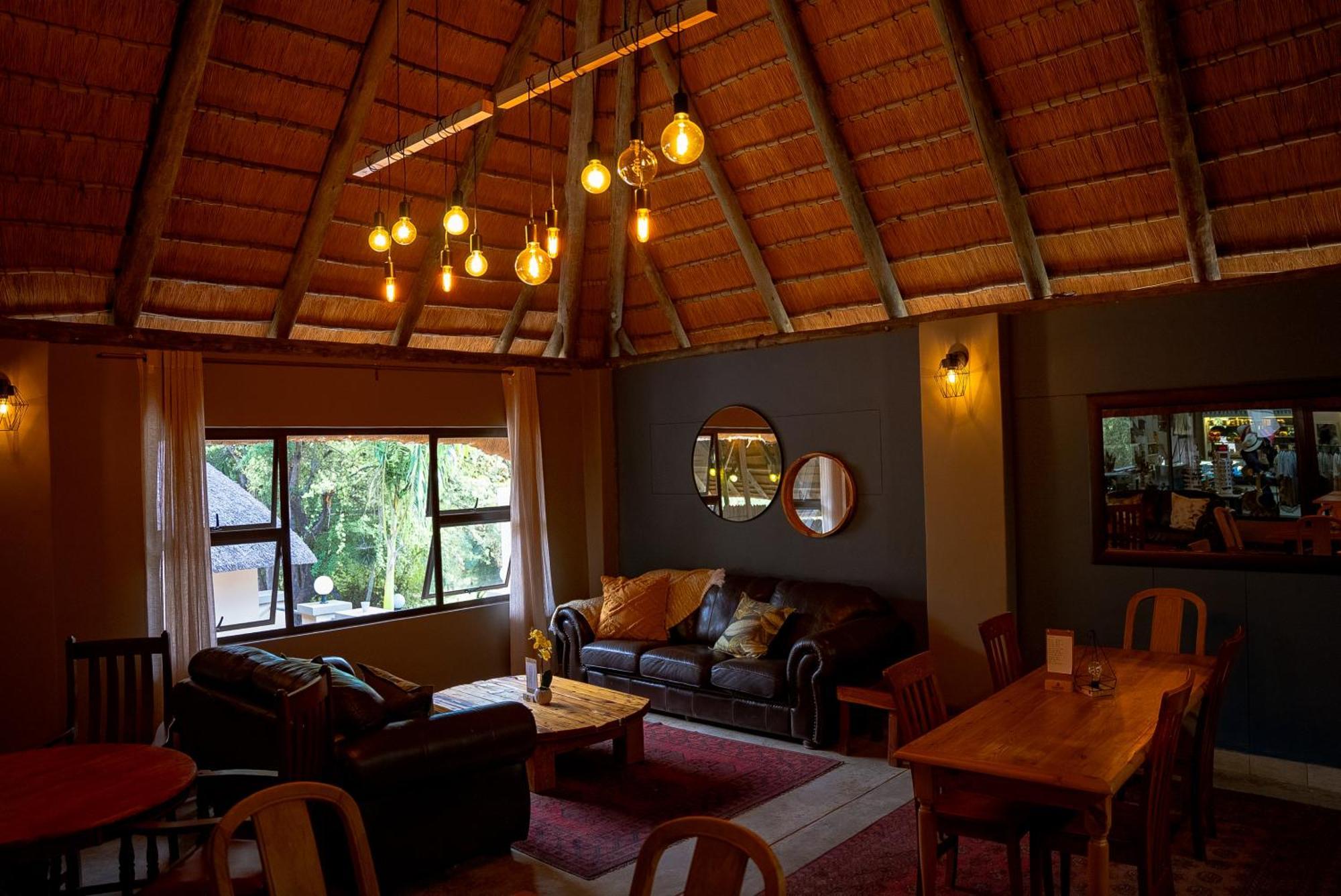 Shametu River Lodge Divundu Extérieur photo