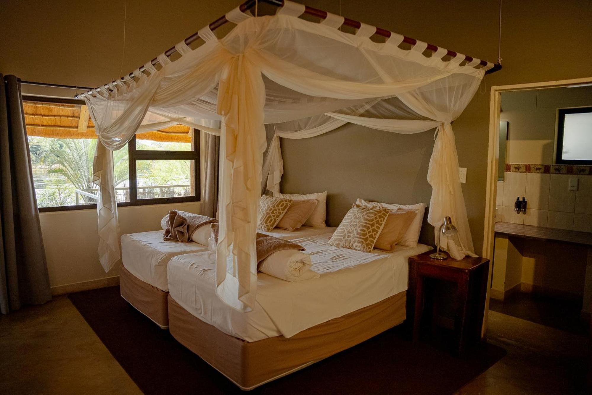 Shametu River Lodge Divundu Extérieur photo