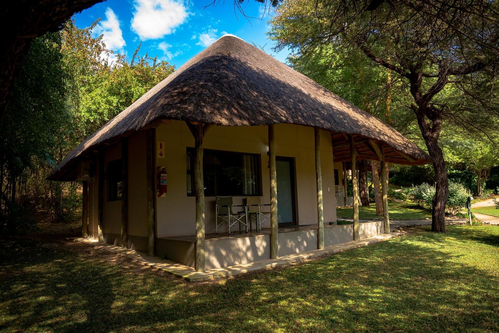 Shametu River Lodge Divundu Extérieur photo